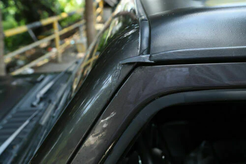 For 2018+ Jeep Wrangler JL & Gladiator JT Roof Rainwater Shield Diversion Slot Extend 2pcs - Image 4