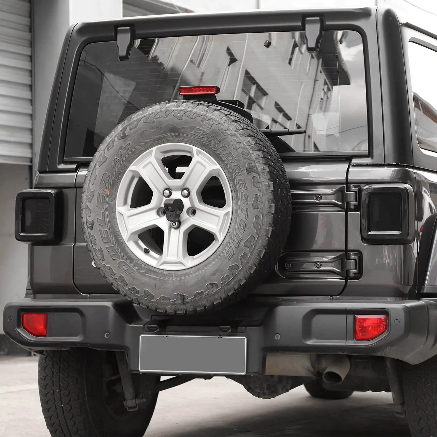 For 2018+ Jeep Wrangler JL JLU Smoked Tail Light Cover Halogen Lamp Guards Trim - Image 4
